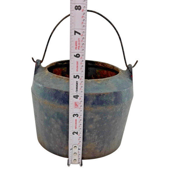 Small Vintage Cast Iron Smelting Cauldron Kettle Pot Planter 5lbs Rustic Cottage - Picture 9 of 12